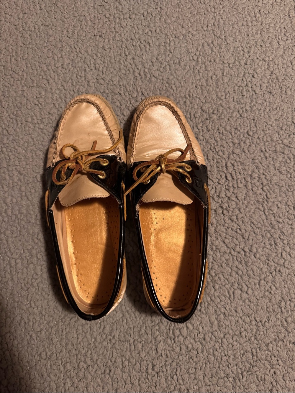 Sperry Two-Tone Leather Boat Shoes - Cream and Black